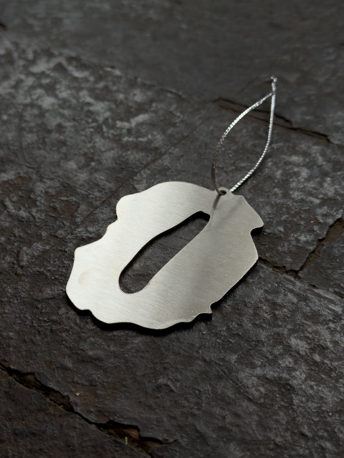 'O' Initial Decoration