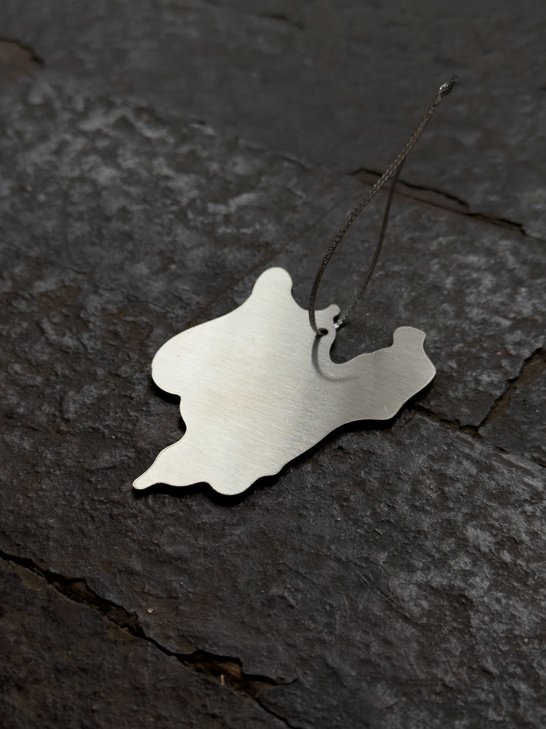 'V' Initial Decoration