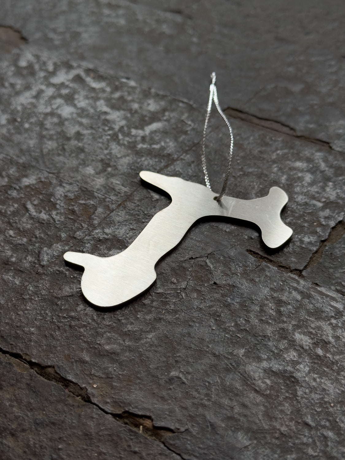 'J' Initial Decoration