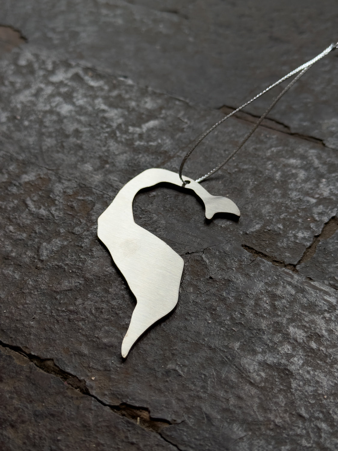 'G' Initial Decoration